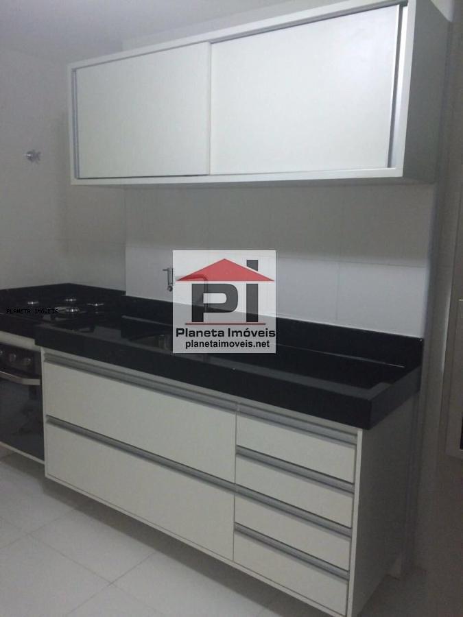 Apartamento à venda com 3 quartos, 107m² - Foto 14