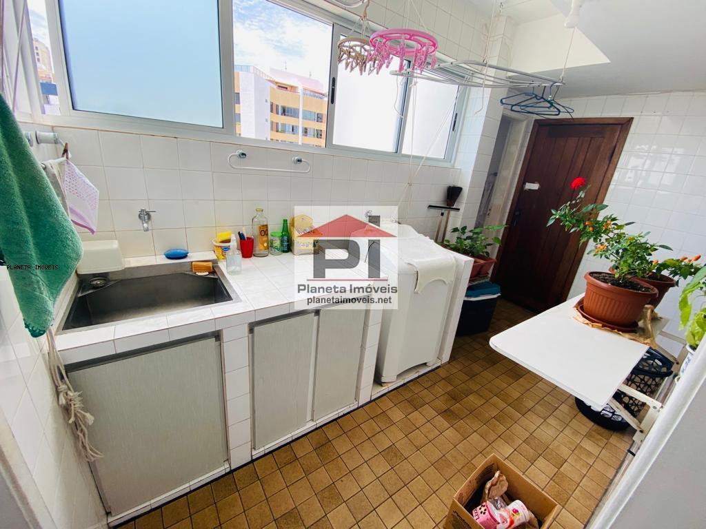 Apartamento à venda com 3 quartos, 146m² - Foto 13