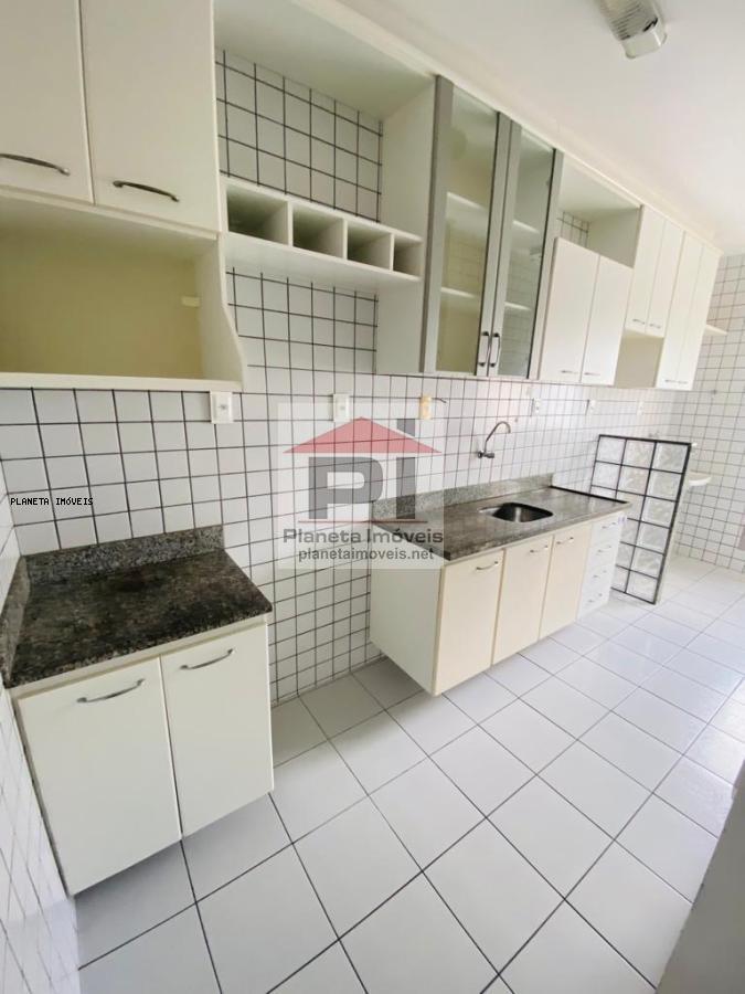 Apartamento à venda com 3 quartos, 74m² - Foto 10