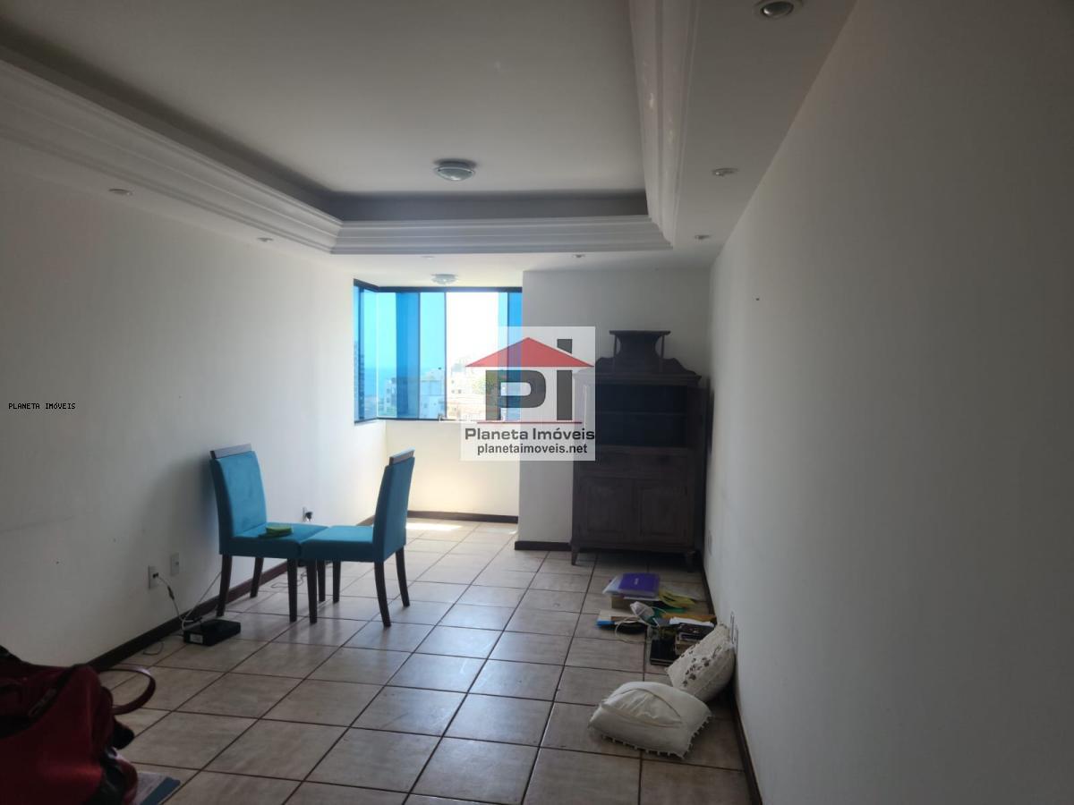 Apartamento à venda com 2 quartos, 80m² - Foto 2