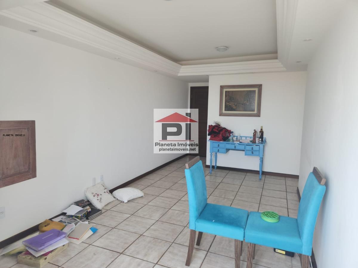 Apartamento à venda com 2 quartos, 80m² - Foto 1