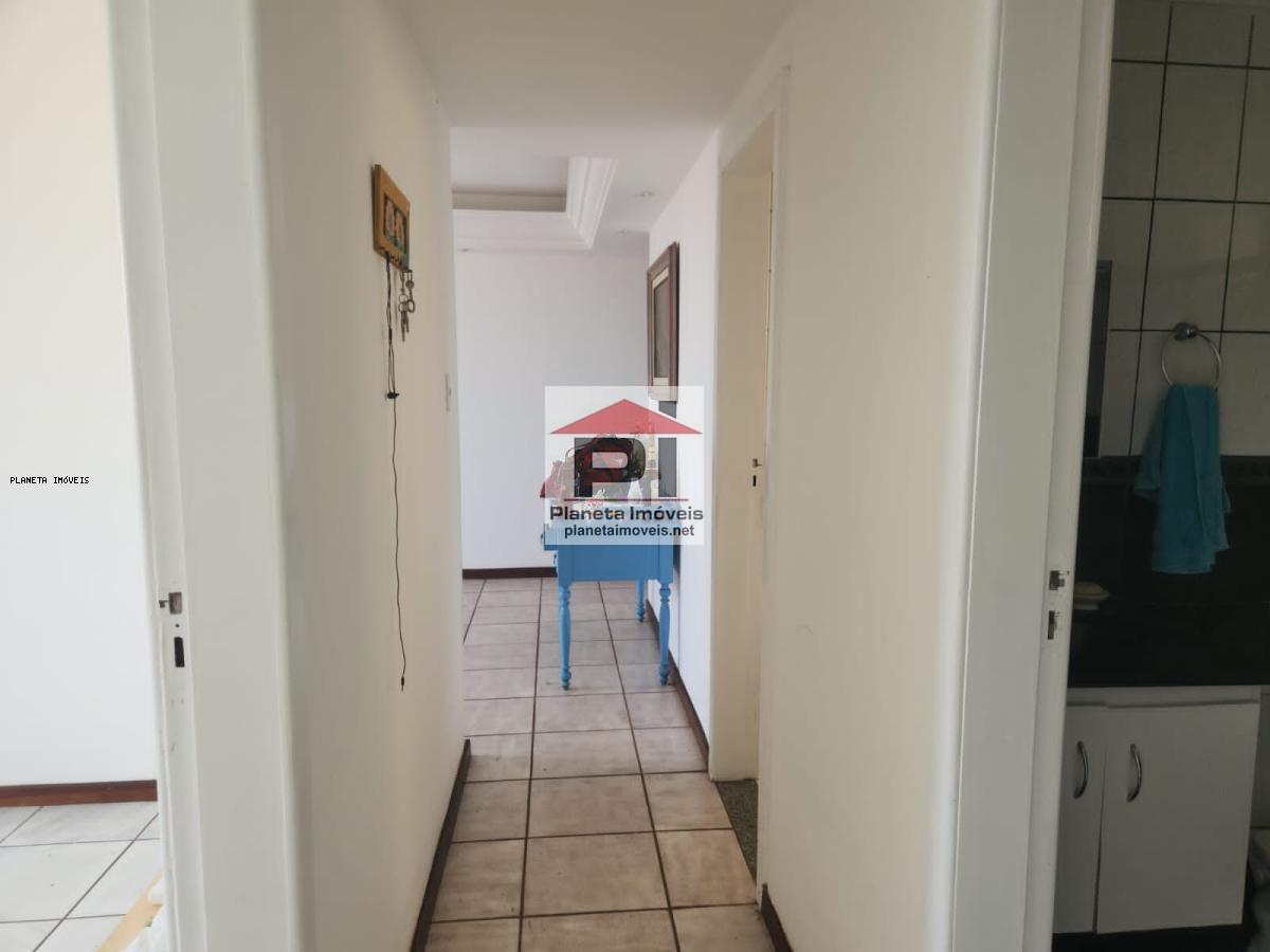 Apartamento à venda com 2 quartos, 80m² - Foto 4