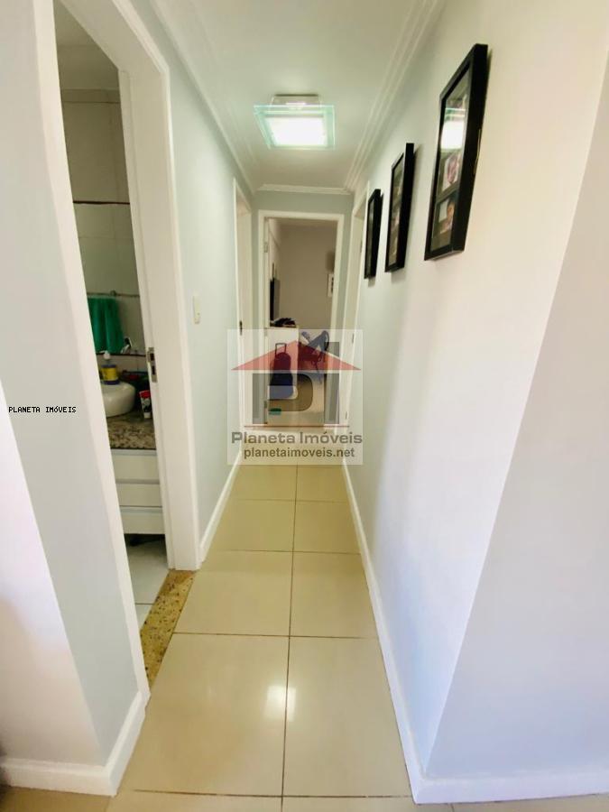 Apartamento à venda com 3 quartos, 76m² - Foto 3