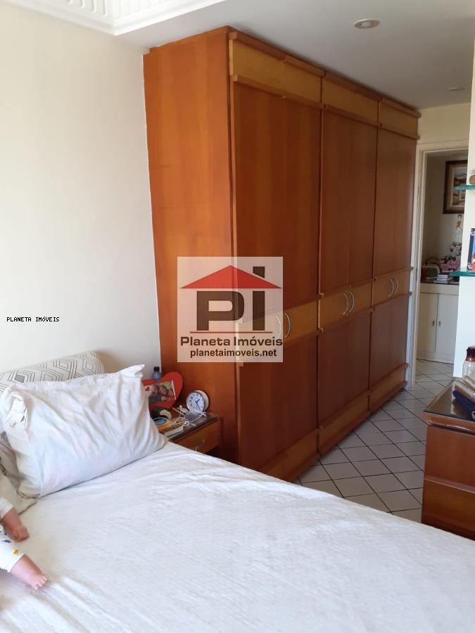 Apartamento à venda com 3 quartos, 96m² - Foto 13