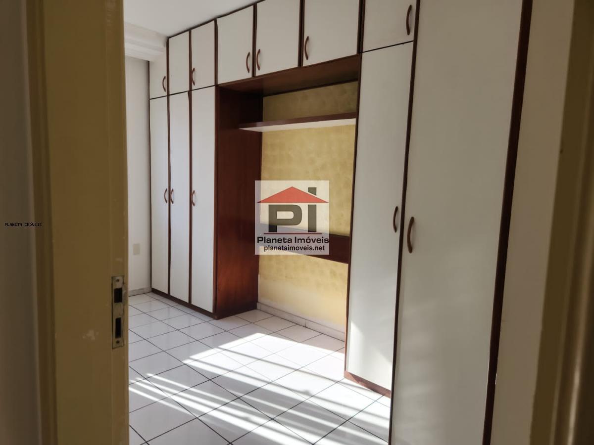 Apartamento à venda com 3 quartos, 68m² - Foto 8