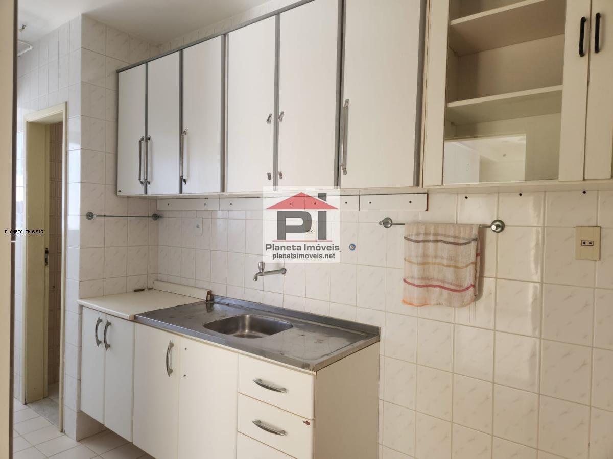 Apartamento à venda com 3 quartos, 68m² - Foto 14