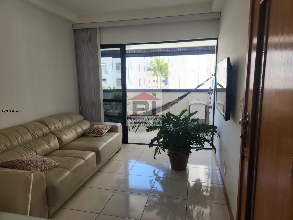 Apartamento à venda com 2 quartos, 65m² - Foto 2