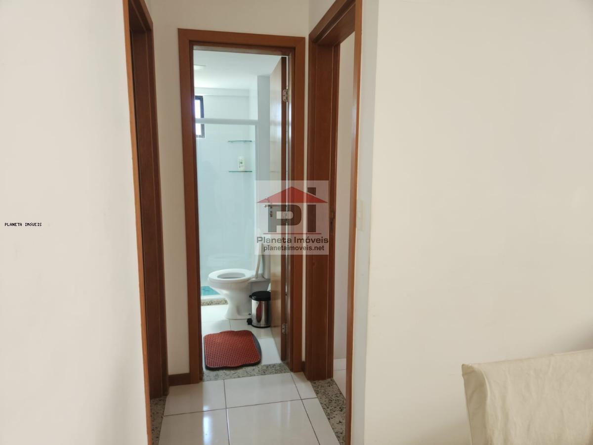 Apartamento à venda com 2 quartos, 65m² - Foto 4