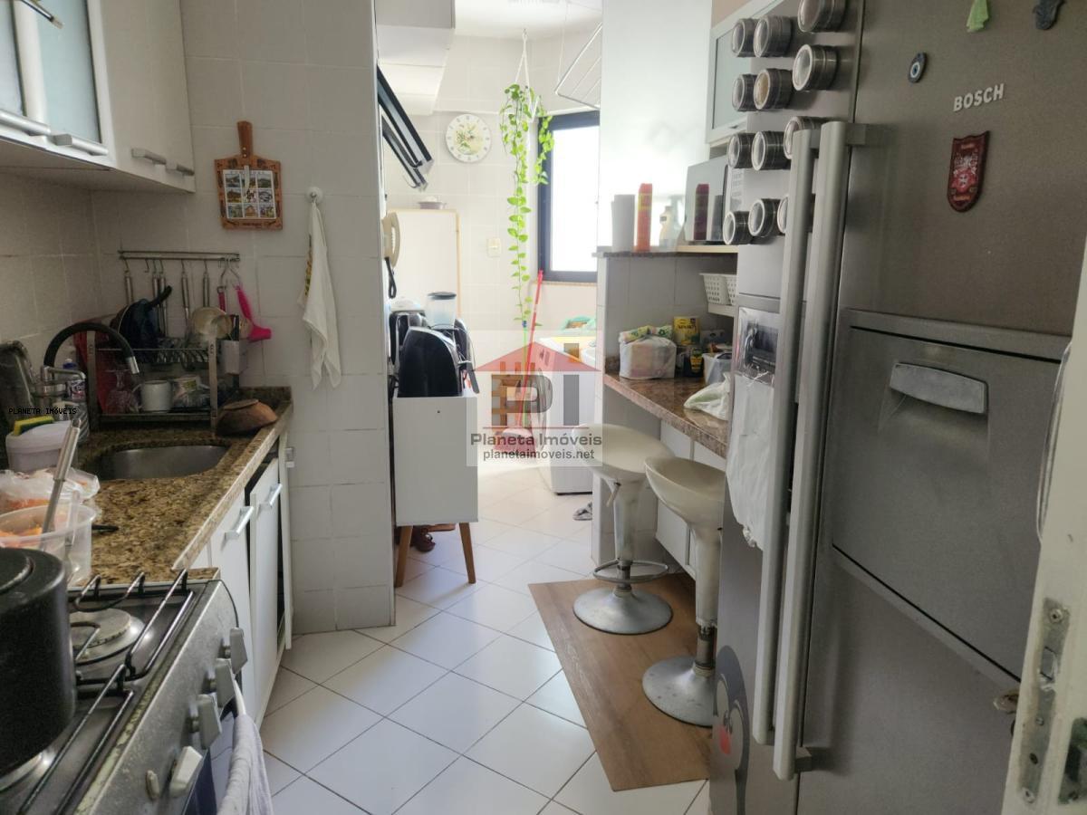 Apartamento à venda com 3 quartos, 80m² - Foto 18