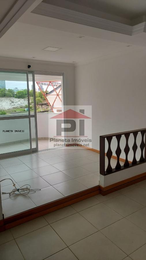 Apartamento à venda com 2 quartos, 67m² - Foto 1