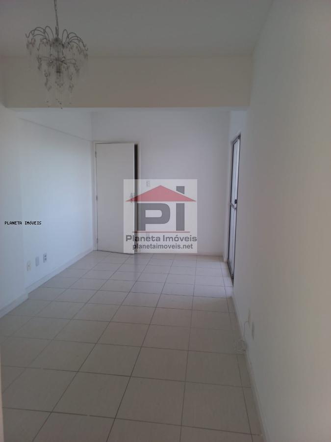 Apartamento à venda com 2 quartos, 56m² - Foto 2