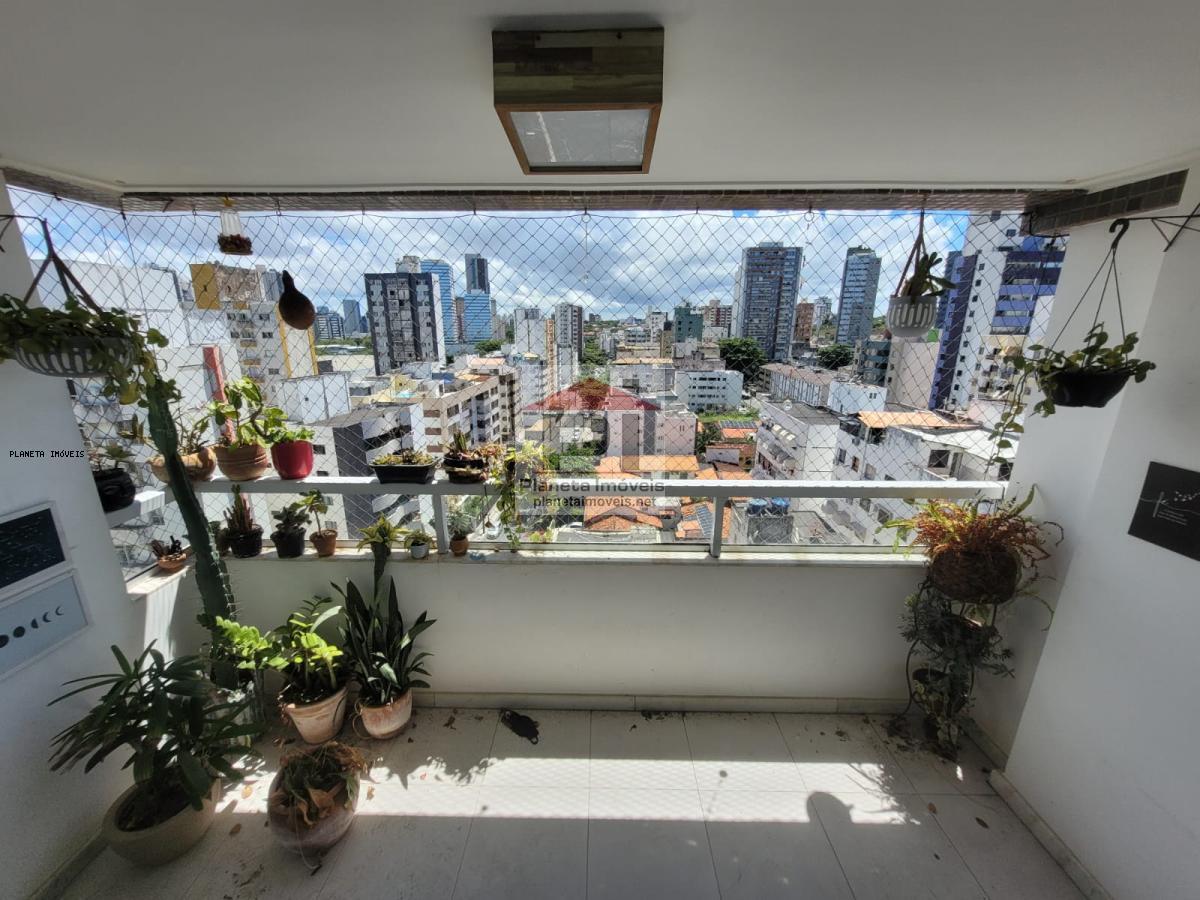 Apartamento à venda com 3 quartos, 102m² - Foto 2