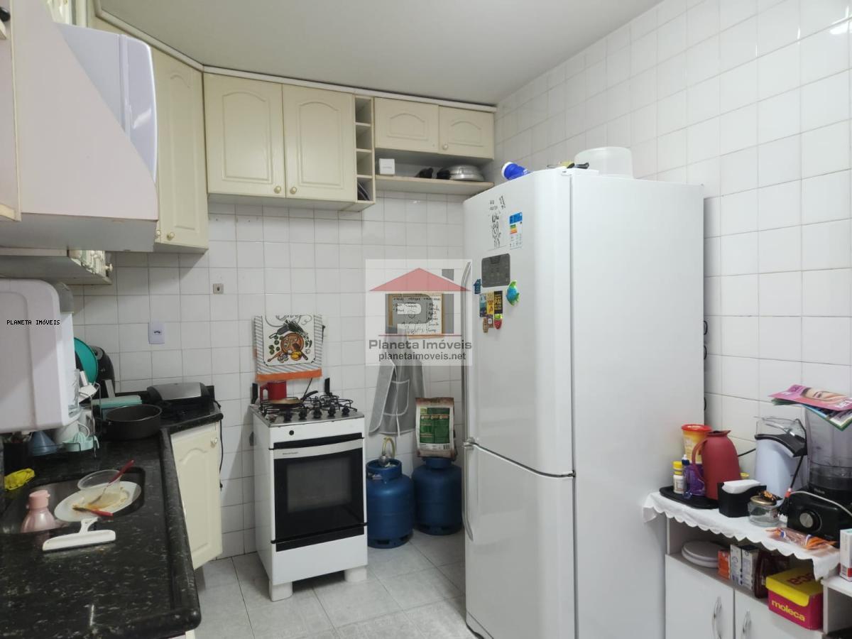 Apartamento à venda com 3 quartos, 105m² - Foto 29