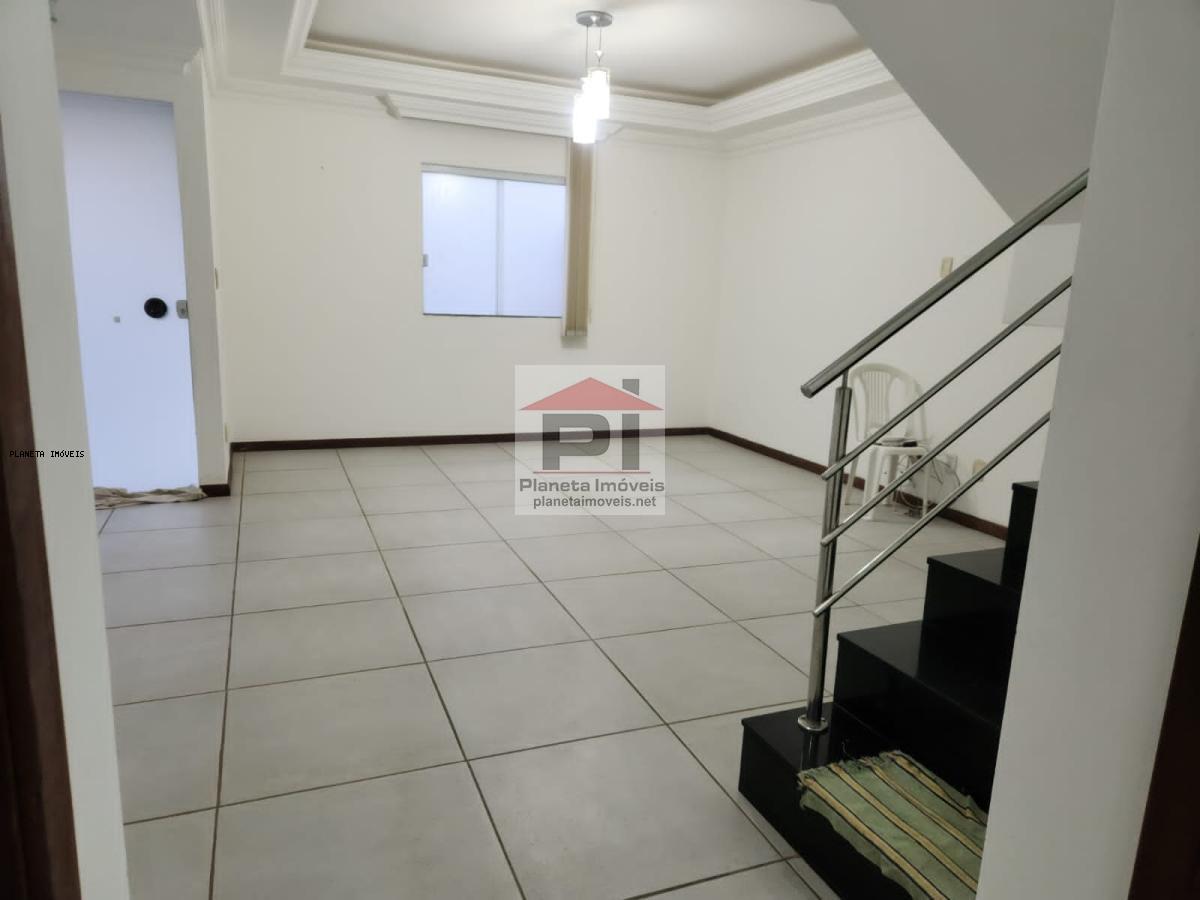 Casa de Condomínio à venda com 4 quartos, 177m² - Foto 6