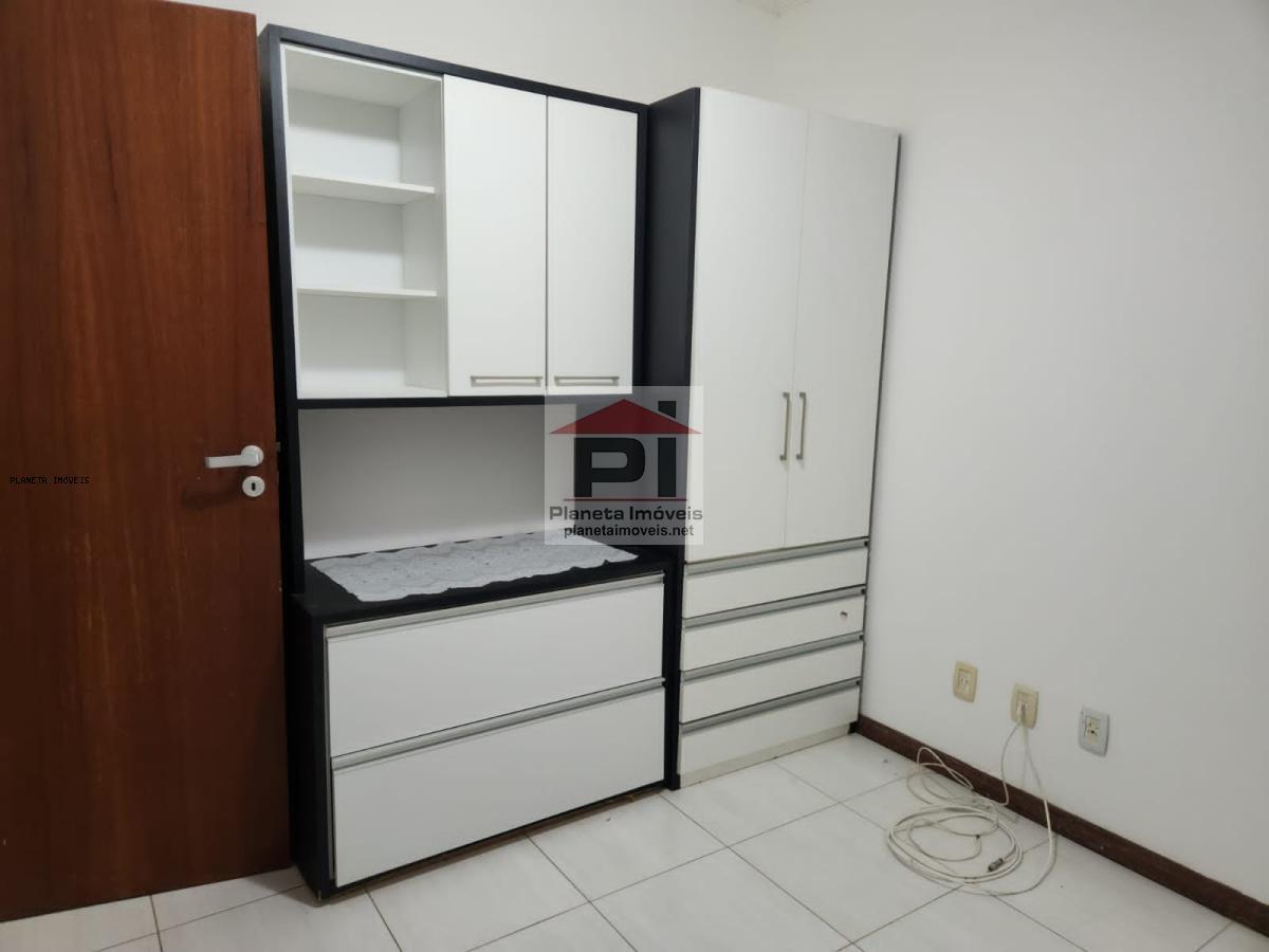 Casa de Condomínio à venda com 4 quartos, 177m² - Foto 10