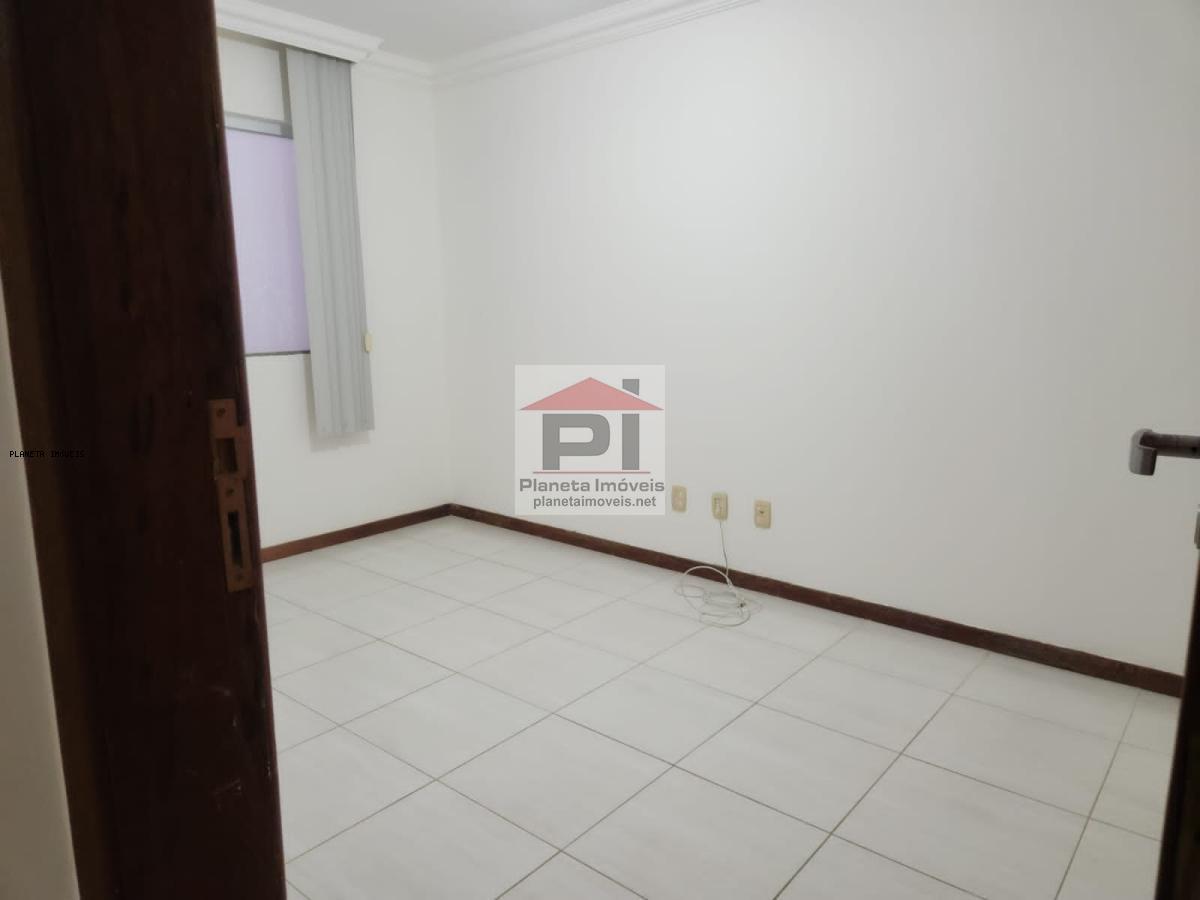 Casa de Condomínio à venda com 4 quartos, 177m² - Foto 31