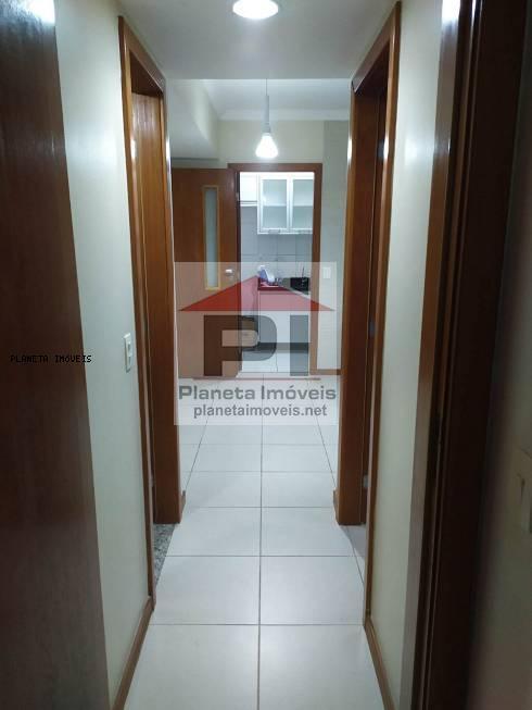 Apartamento à venda com 2 quartos, 60m² - Foto 4