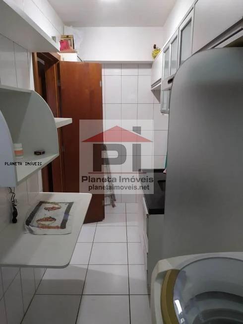 Apartamento à venda com 2 quartos, 60m² - Foto 12