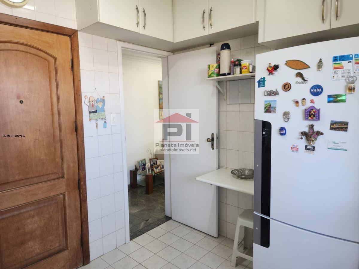 Apartamento à venda com 3 quartos, 84m² - Foto 19