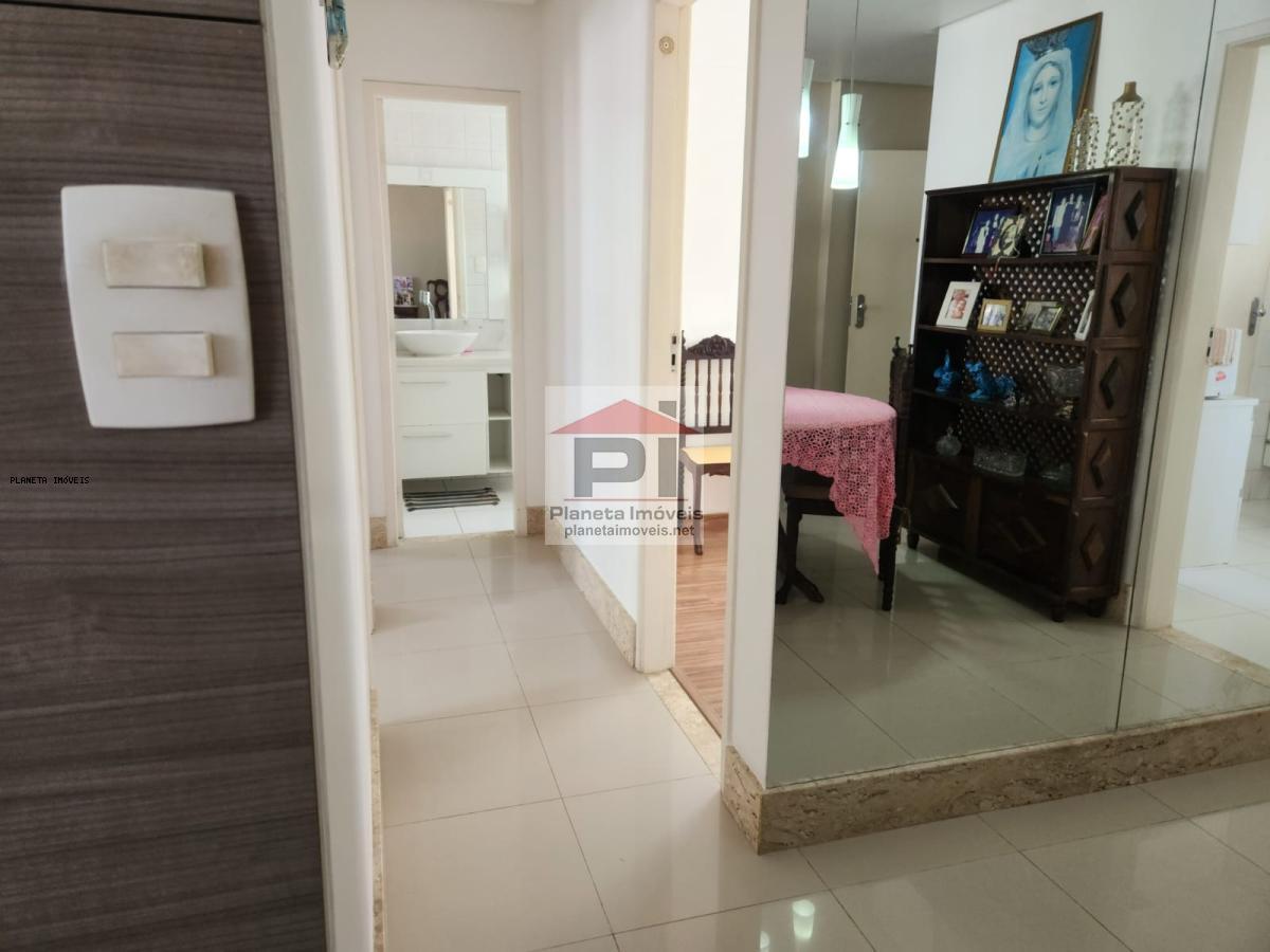 Apartamento à venda com 3 quartos, 84m² - Foto 4