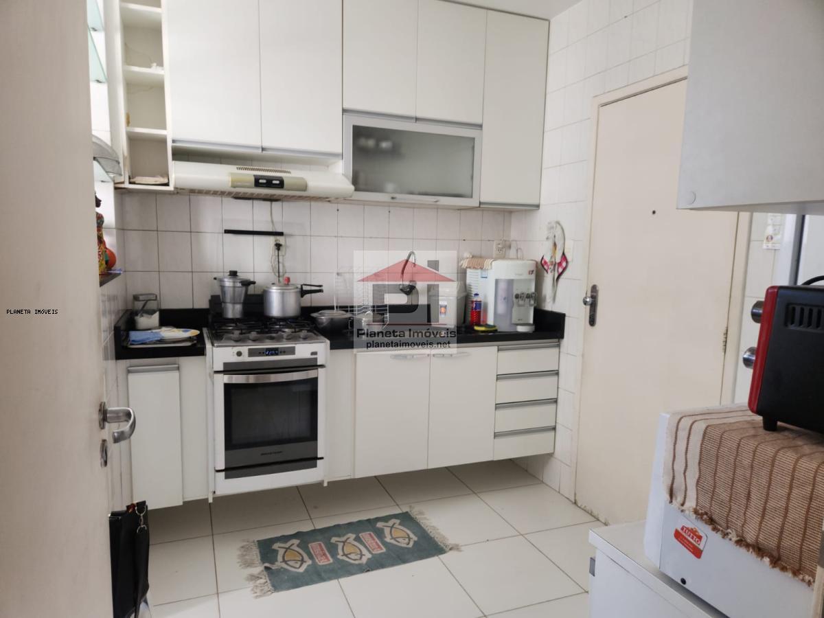 Apartamento à venda com 3 quartos, 84m² - Foto 17