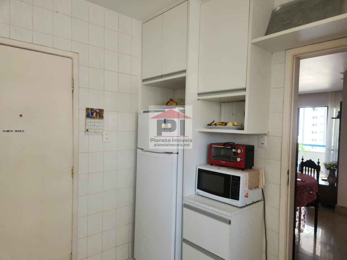 Apartamento à venda com 3 quartos, 84m² - Foto 18