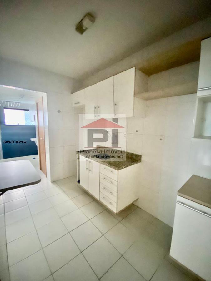 Apartamento à venda com 3 quartos, 86m² - Foto 11