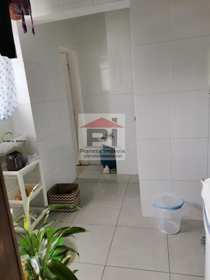 Apartamento à venda com 3 quartos, 130m² - Foto 35