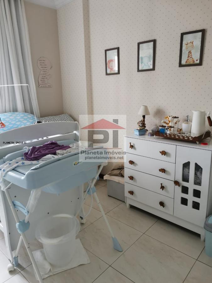 Apartamento à venda com 3 quartos, 130m² - Foto 23