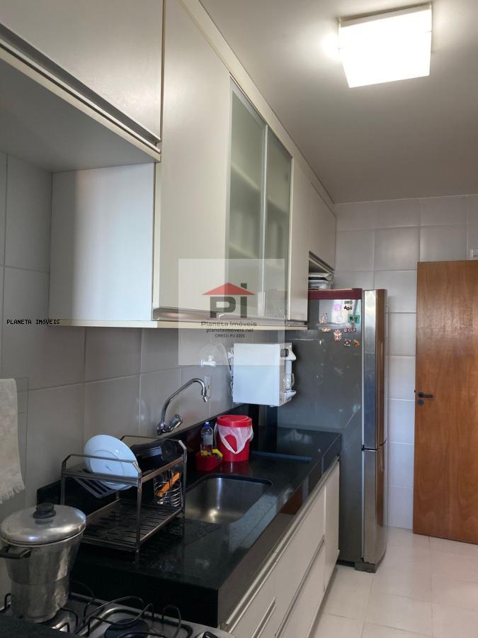 Apartamento à venda com 3 quartos, 93m² - Foto 17