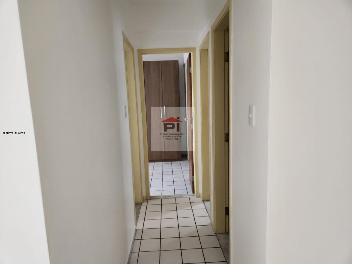 Apartamento à venda com 3 quartos, 68m² - Foto 4