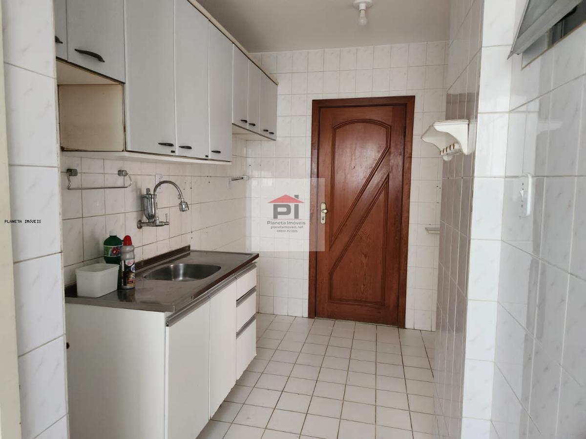 Apartamento à venda com 3 quartos, 68m² - Foto 15