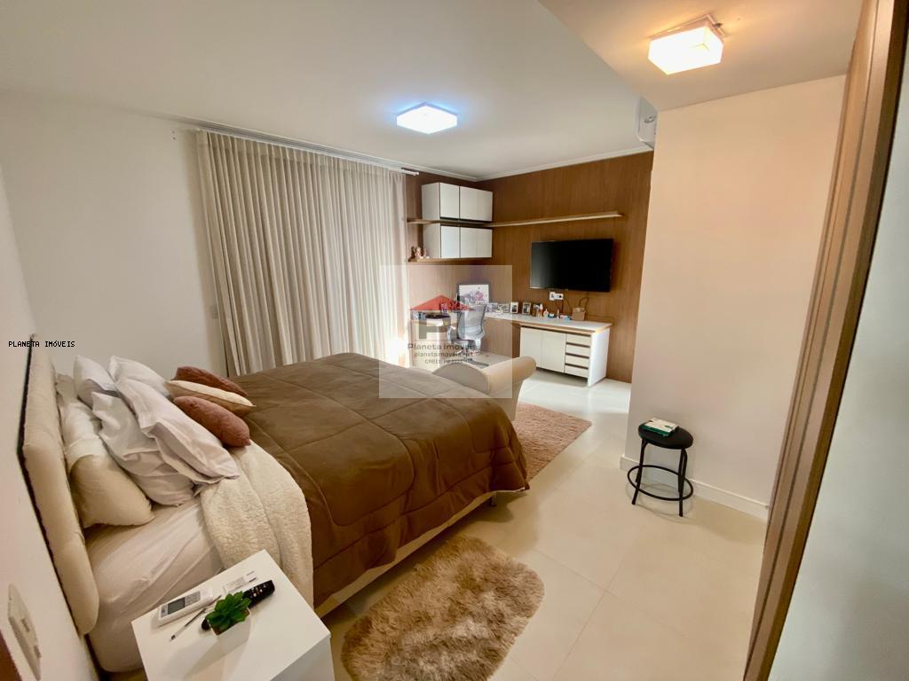 Casa de Condomínio à venda com 7 quartos, 800m² - Foto 24