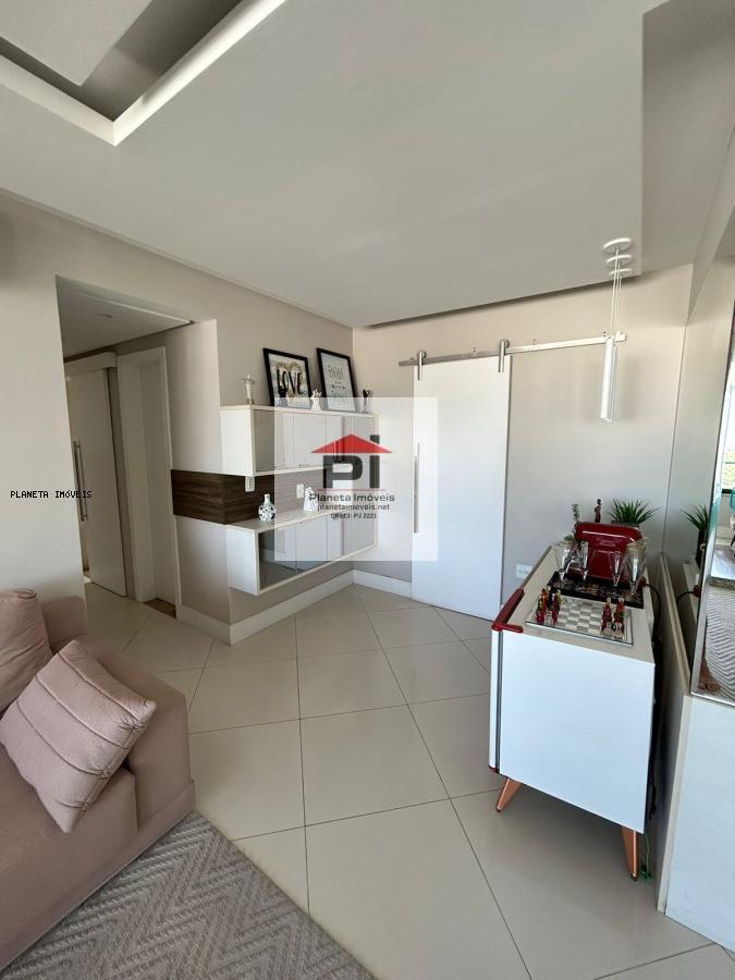 Apartamento à venda com 3 quartos, 105m² - Foto 18