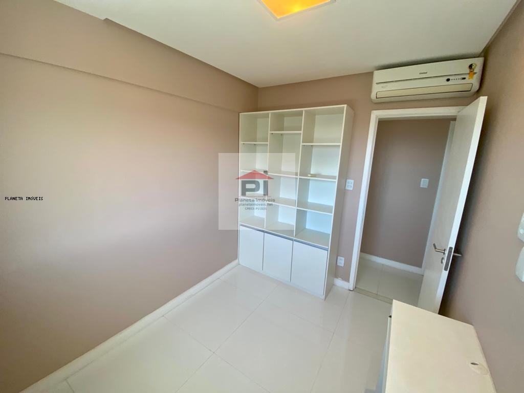 Apartamento à venda com 2 quartos, 78m² - Foto 4