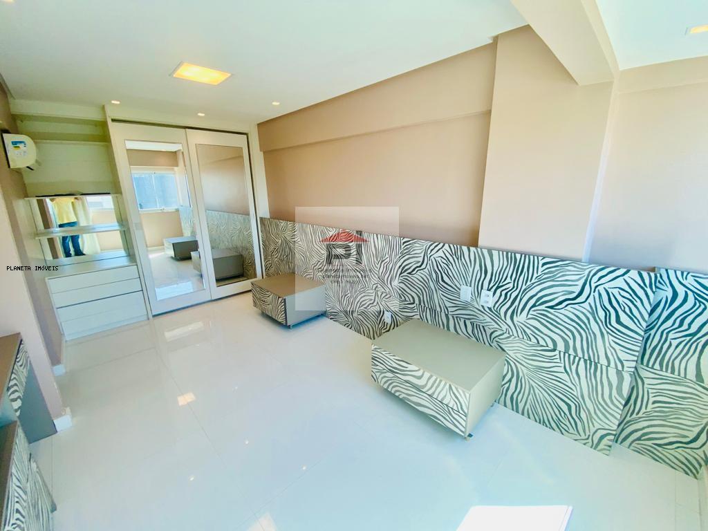 Apartamento à venda com 2 quartos, 78m² - Foto 8