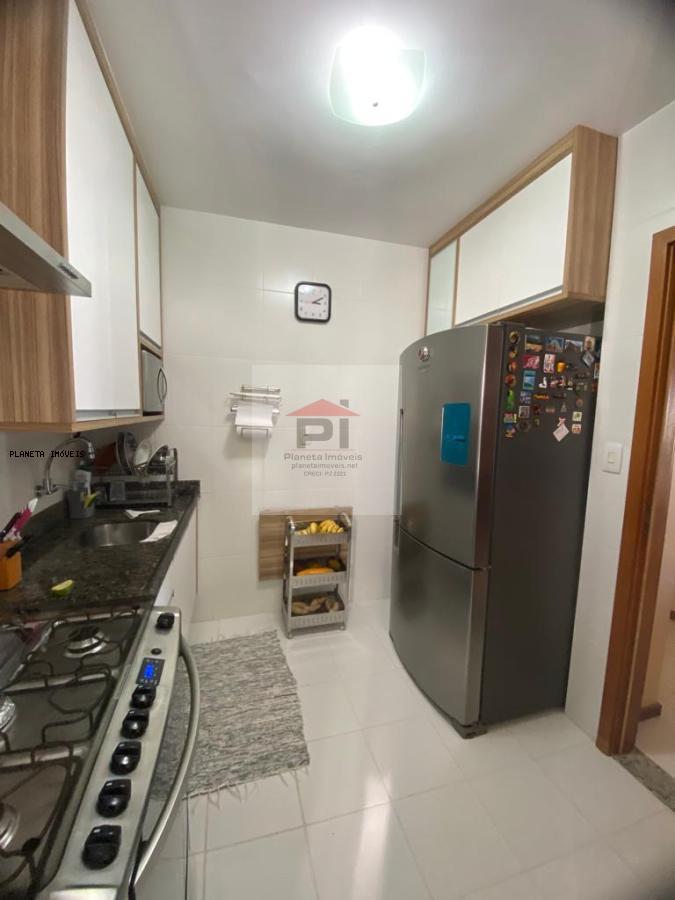 Apartamento à venda com 3 quartos, 98m² - Foto 16