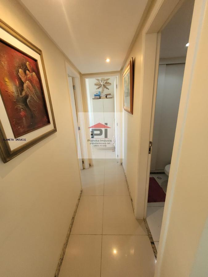 Apartamento à venda com 2 quartos, 70m² - Foto 4