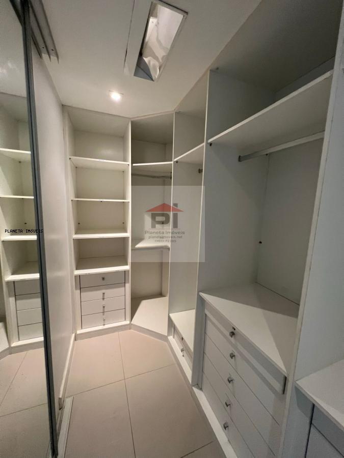 Apartamento à venda com 4 quartos, 162m² - Foto 17