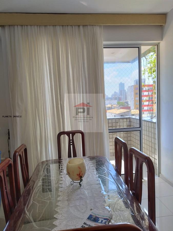 Apartamento à venda com 3 quartos, 125m² - Foto 3