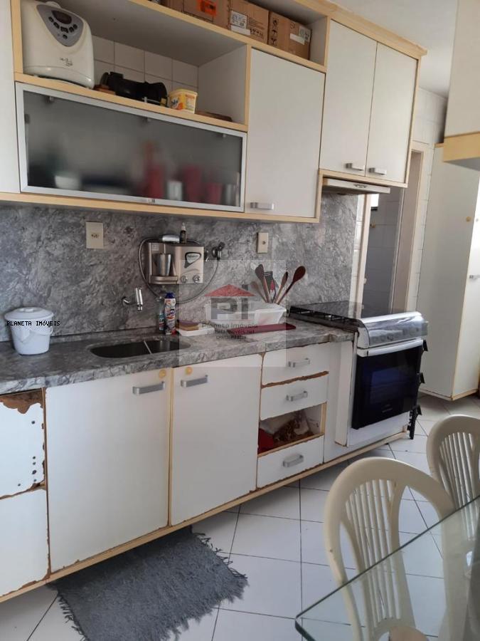 Apartamento à venda com 3 quartos, 100m² - Foto 15