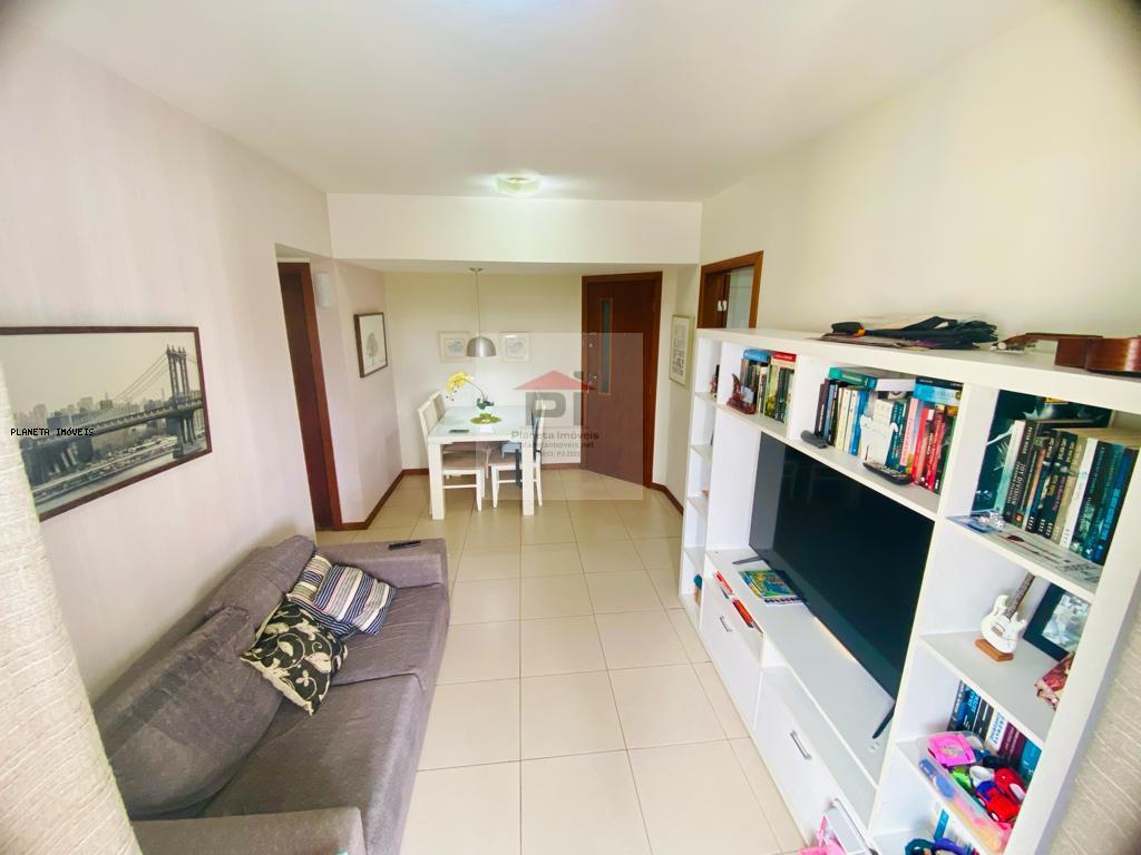 Apartamento à venda com 2 quartos, 60m² - Foto 3