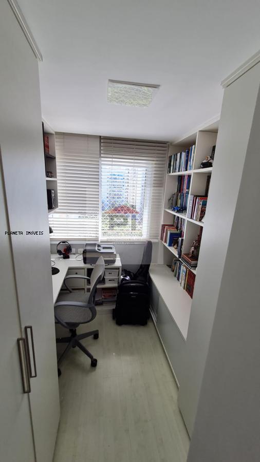 Apartamento à venda com 4 quartos, 131m² - Foto 32