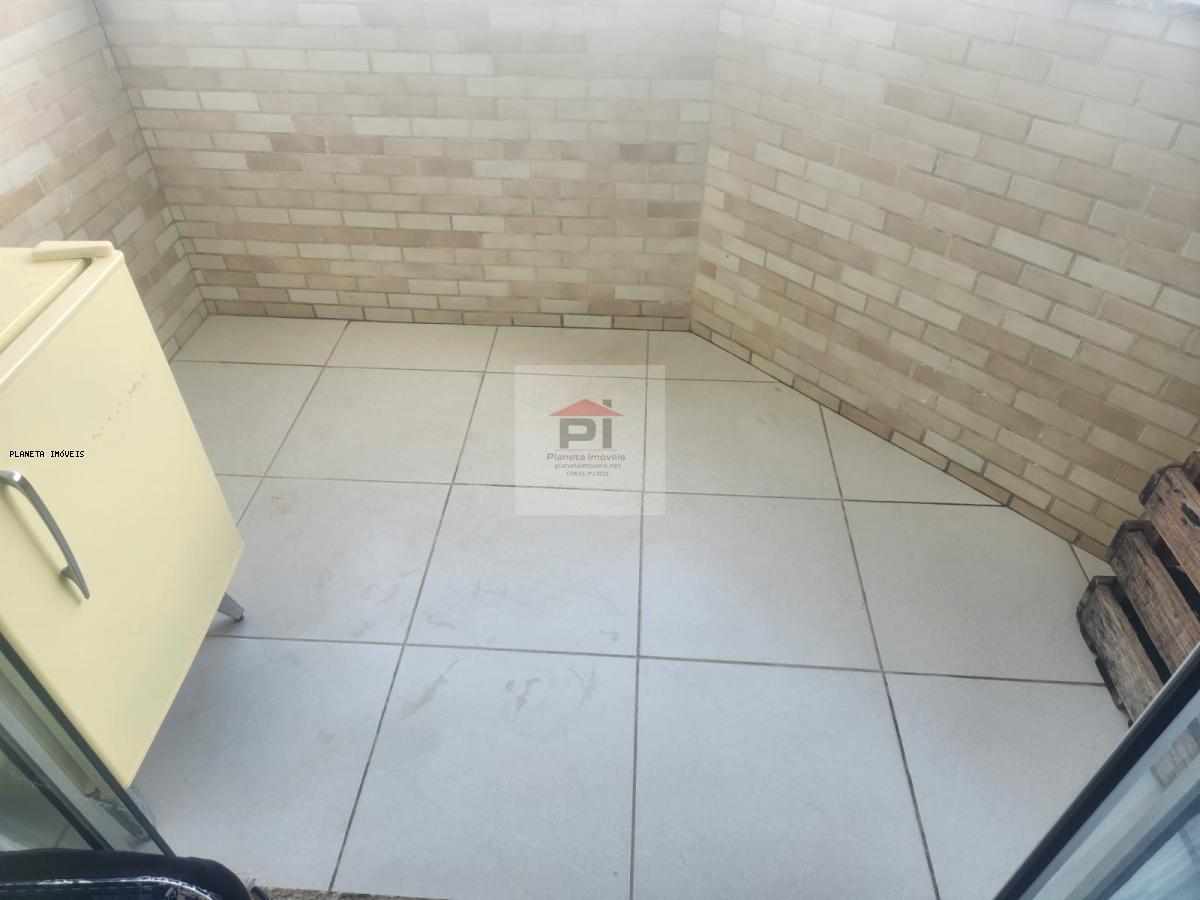 Apartamento à venda com 3 quartos, 100m² - Foto 3