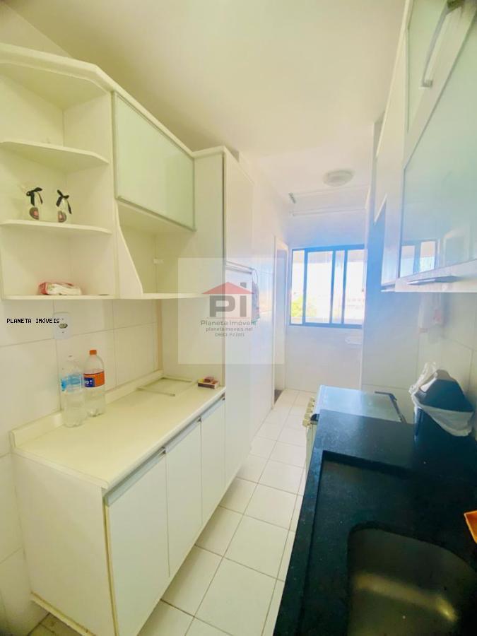 Apartamento à venda com 2 quartos, 65m² - Foto 9