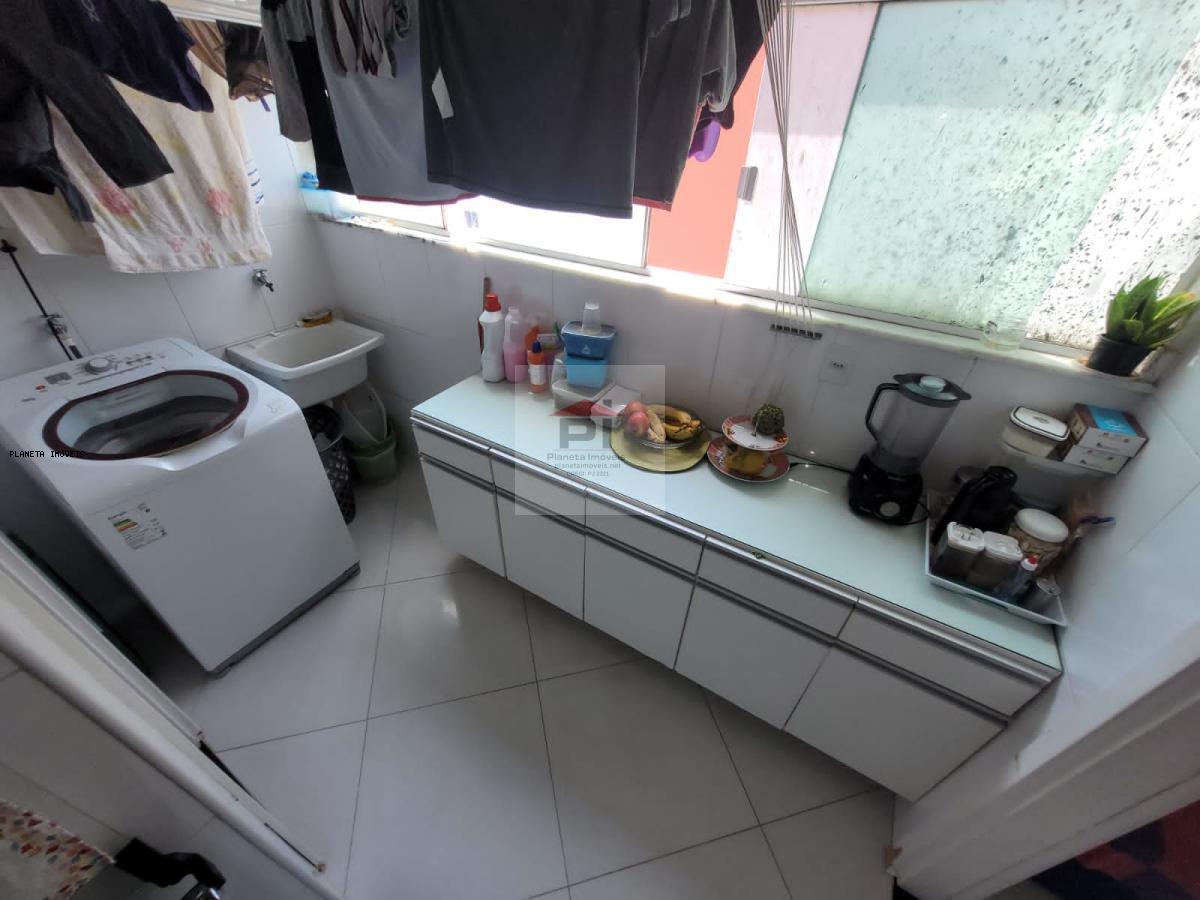 Apartamento à venda com 2 quartos, 70m² - Foto 11