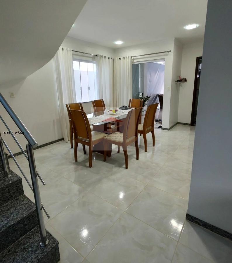 Casa de Condomínio à venda com 4 quartos, 300m² - Foto 12