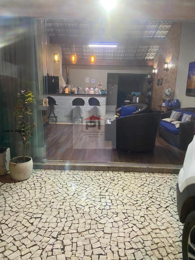 Casa de Condomínio à venda com 4 quartos, 250m² - Foto 5