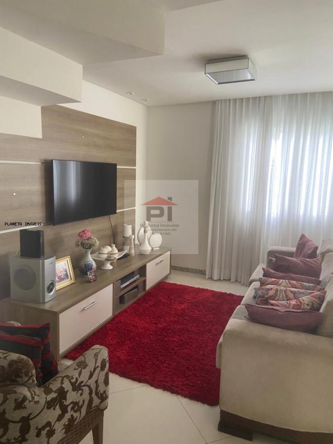 Casa de Condomínio à venda com 4 quartos, 250m² - Foto 10