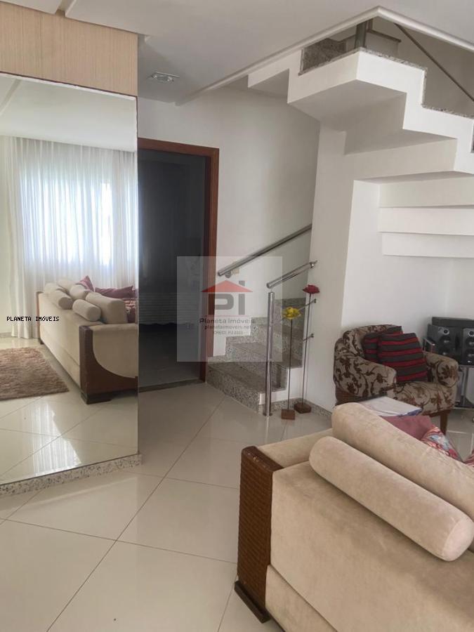 Casa de Condomínio à venda com 4 quartos, 250m² - Foto 12